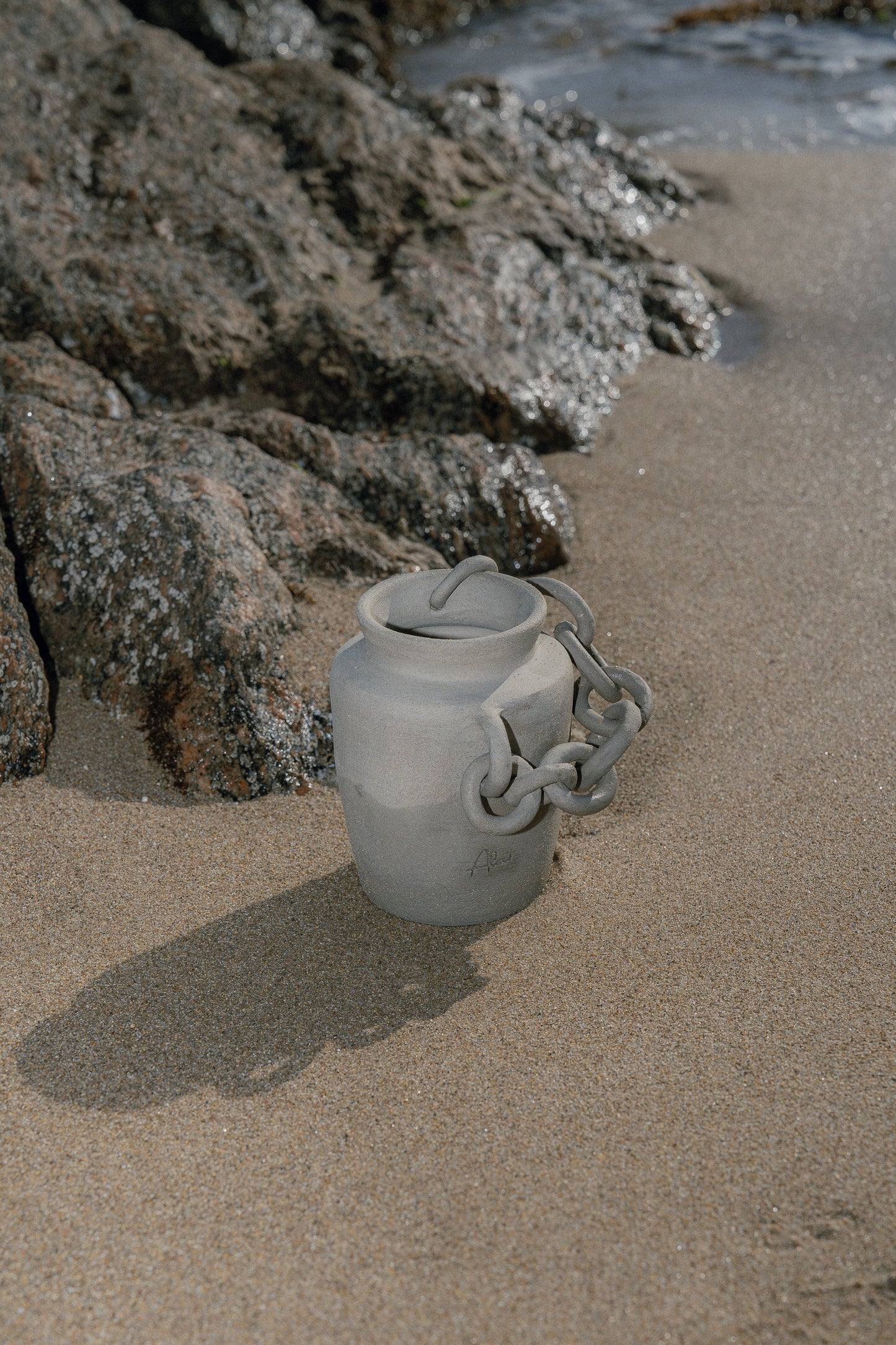 Vase Chaines
